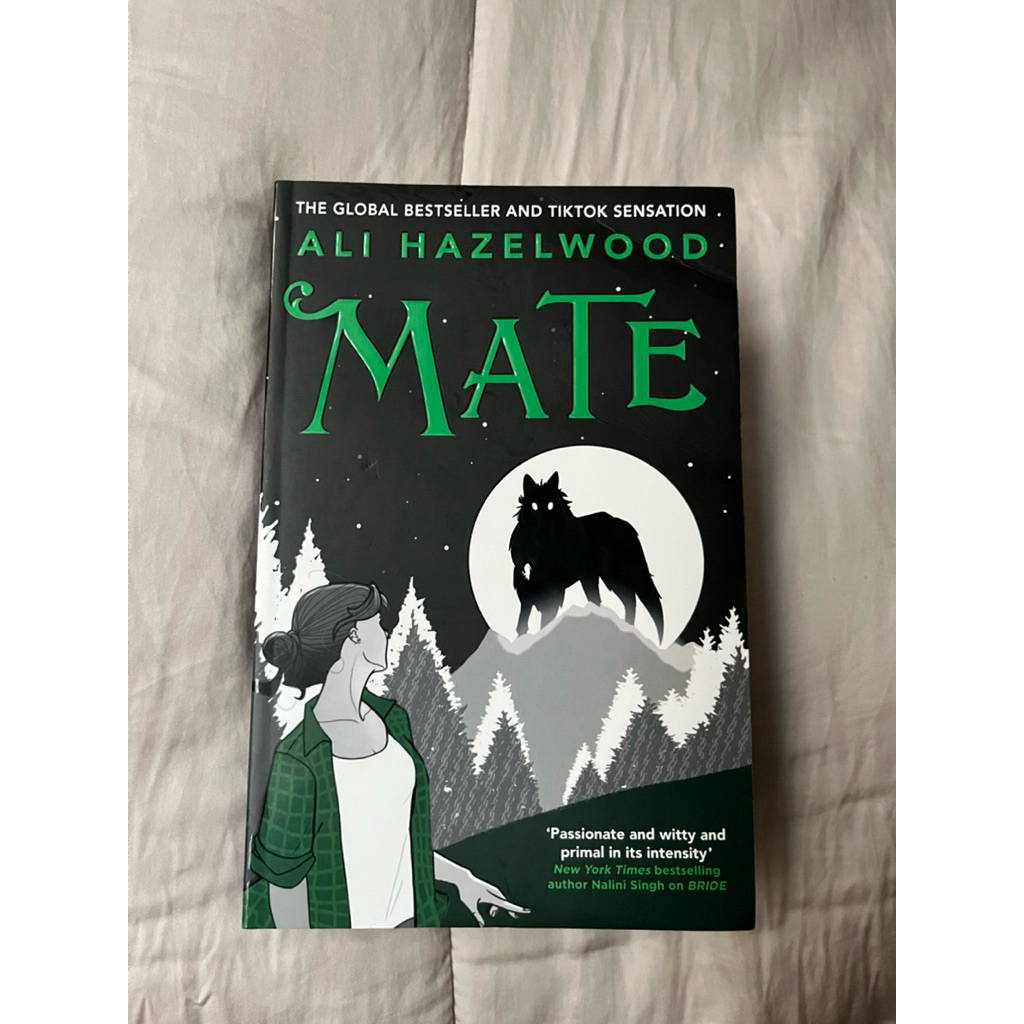 [Preloved] Mate - Ali Hazelwood