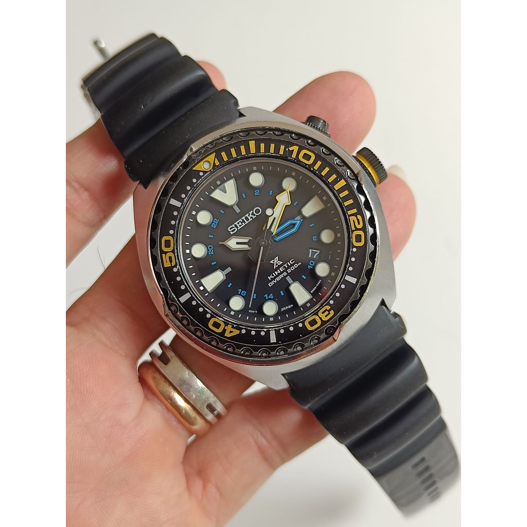 Seiko Prospex SUN021P1 kinetic GMT divers 200 original bekas bagus normal semua siap pakai