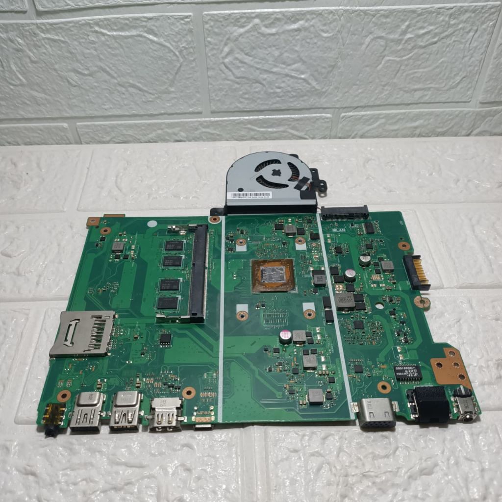Motherboard Mainboard Mobo Mesin Hidup Normal  Laptop Asus X441BA X441B X441