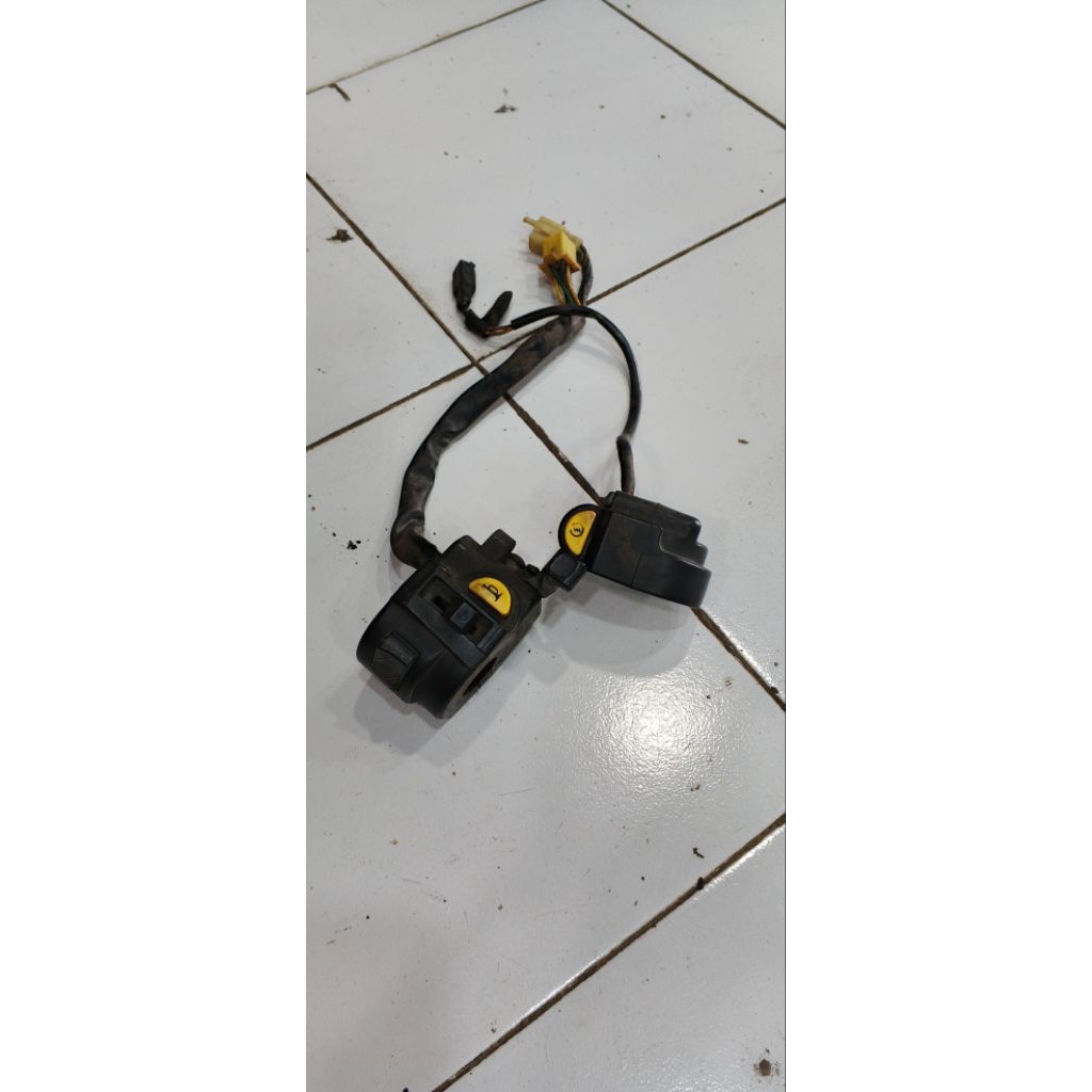 Saklar kiri satria Fu 2014