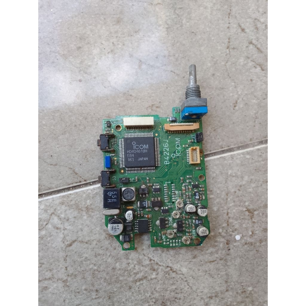 dijual bagian logic cpu icom ic v68