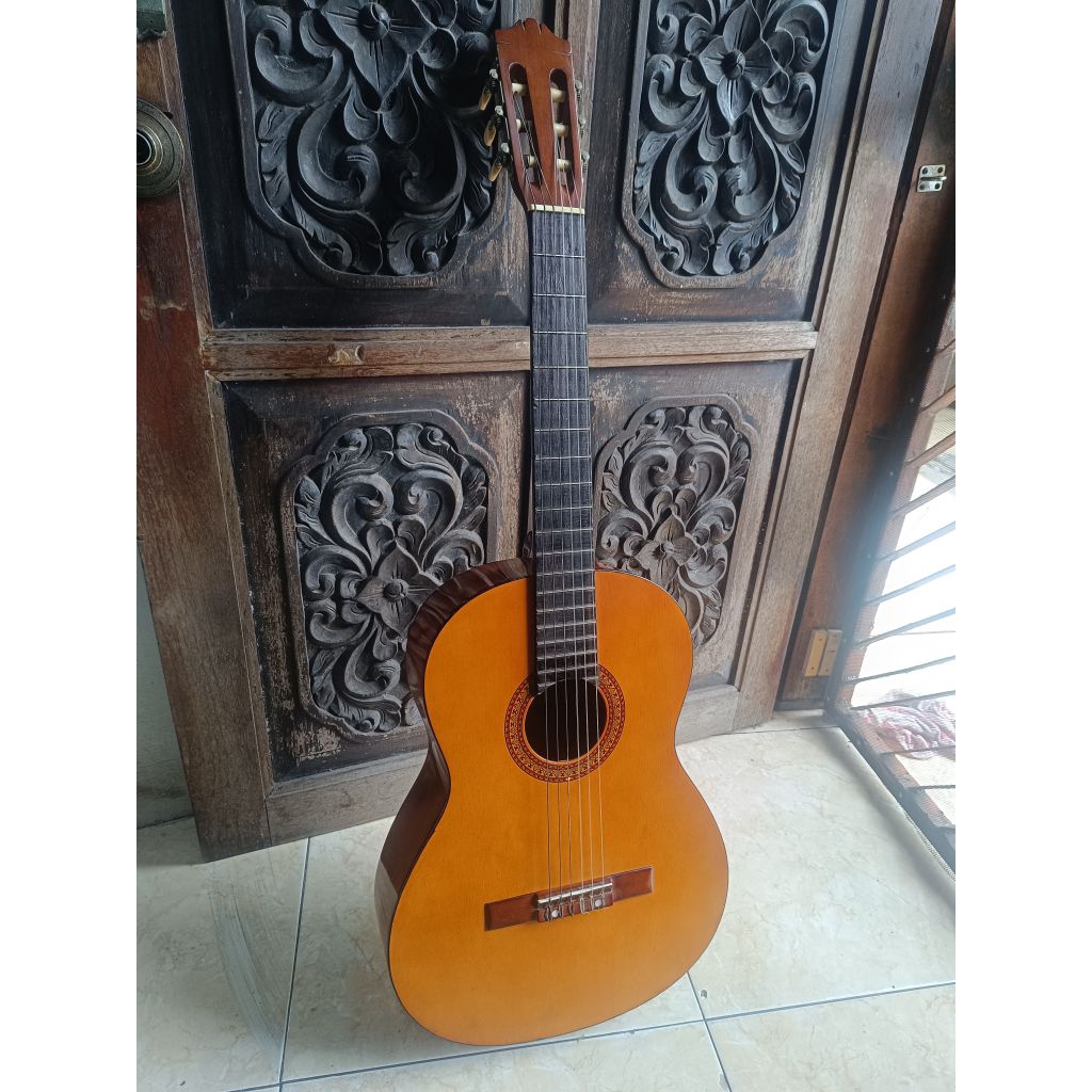 GUITAR CLASSIC YAMAHA C 310