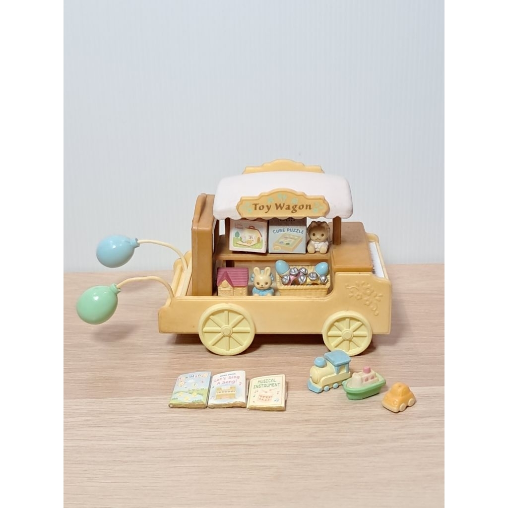 Sylvanian Families - Toy Wagon Gift Shop Balloons HTF Vintage