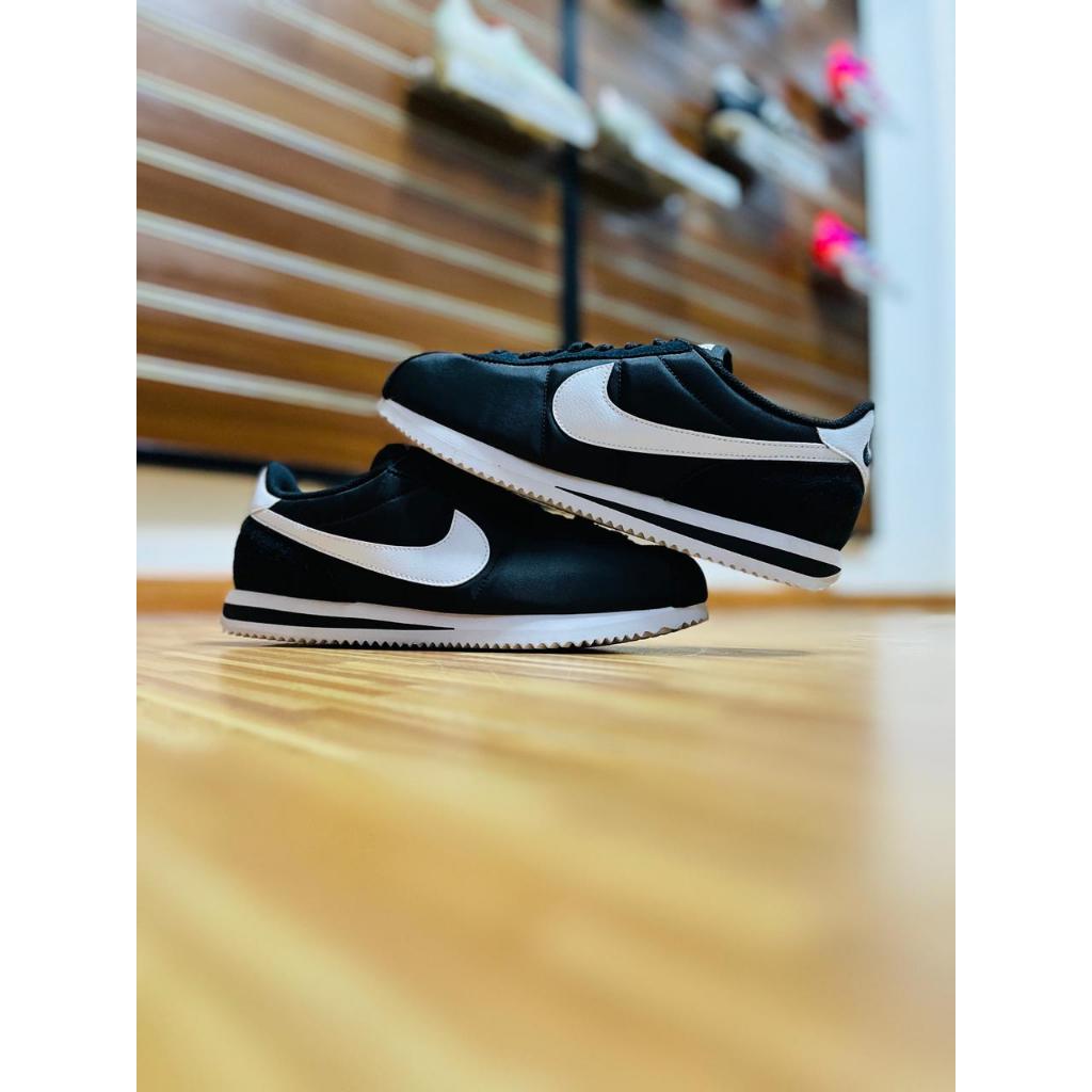 Sepatu Casual Nike Cortes TXT - HF0263 001