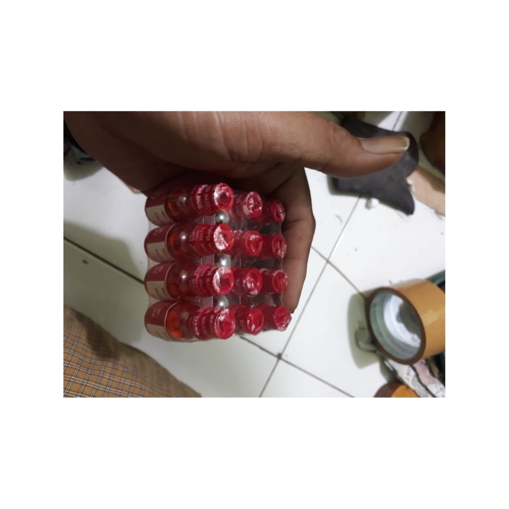 minyak zafaron asli kental ada tutupnya