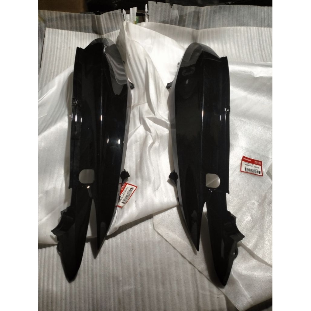 body belakang Honda spacy spacy110 hitam putih merah biru