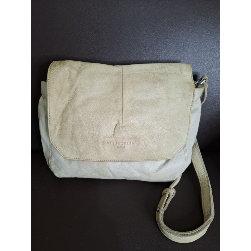 Tas Selempang Liebeskind Berlin Preloved Kulit Warna Browken White / Tas Sling Authh / Tas Sling Wan