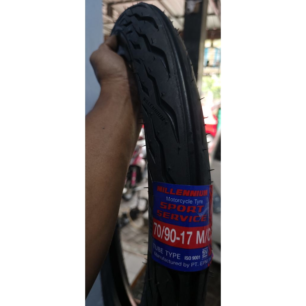 Ban Luar Millennium 70/90-17 Sport Service (Tubetype)ukuran 70/90 atau 250. ring 17. cocok untuk ban