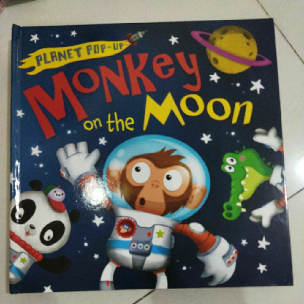 PRELOVED BUKU POP-UP MONKEY ON THE MOON