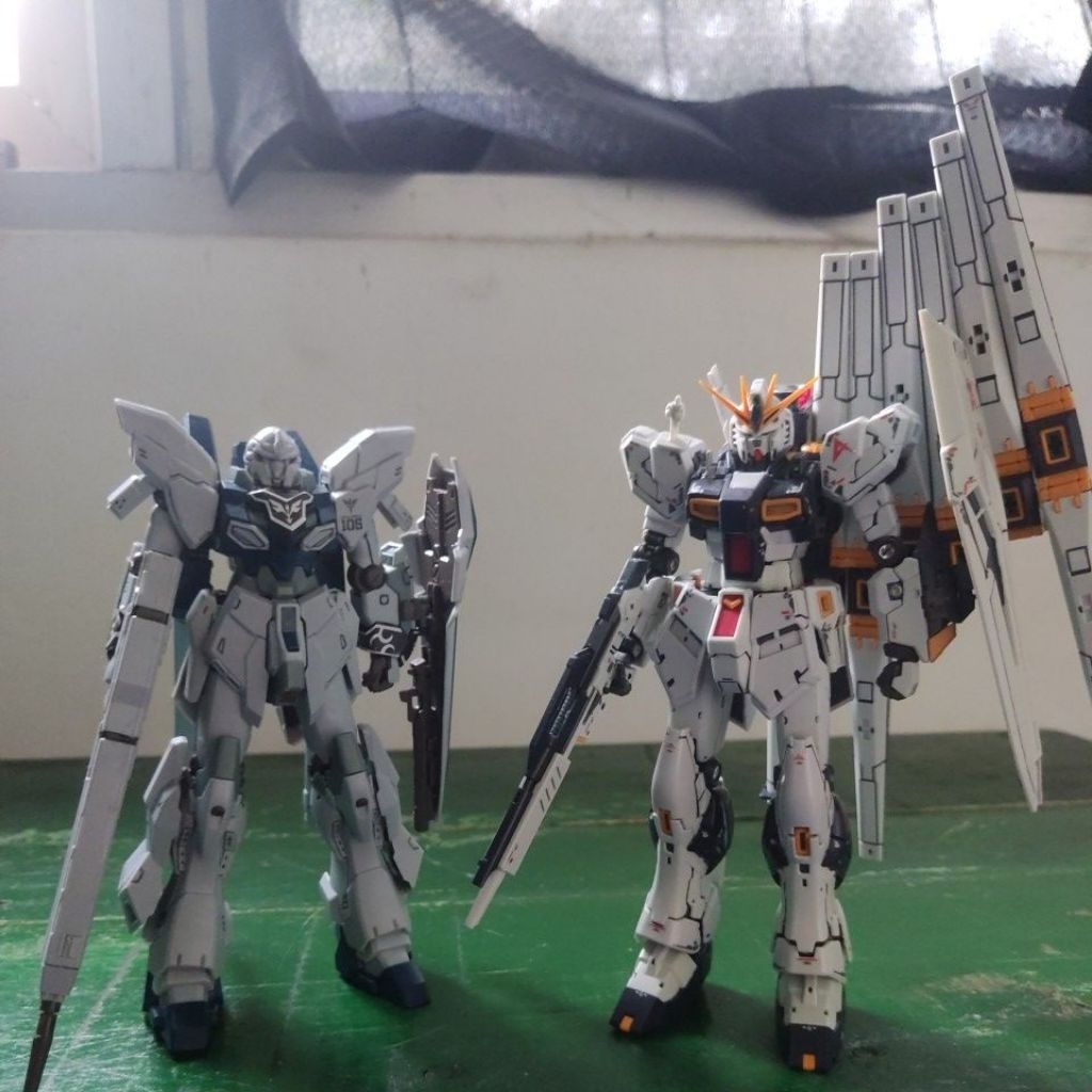 RG RX - 93 NU Gundam double v fannel gao gao & hg sinanju stein XF model
