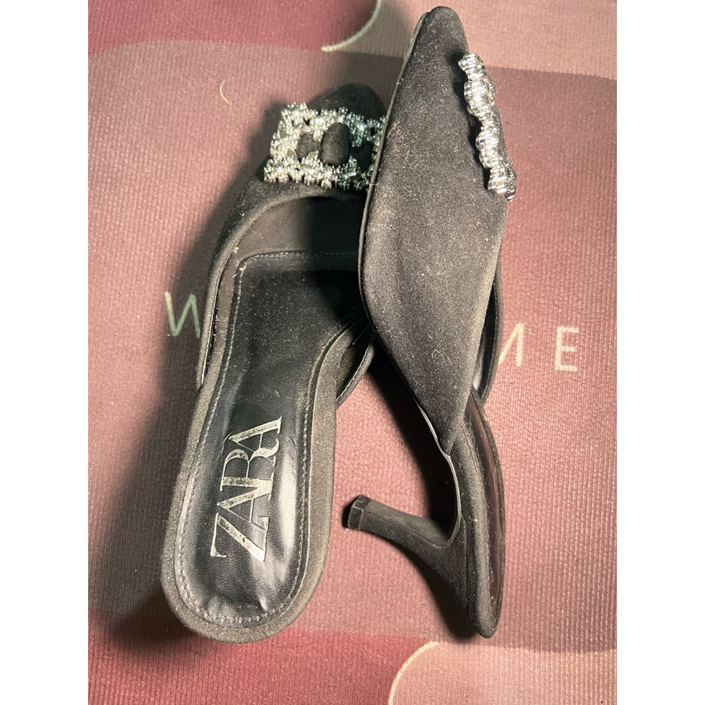 PRELOVED ZARA HEELS 3CM 50RB