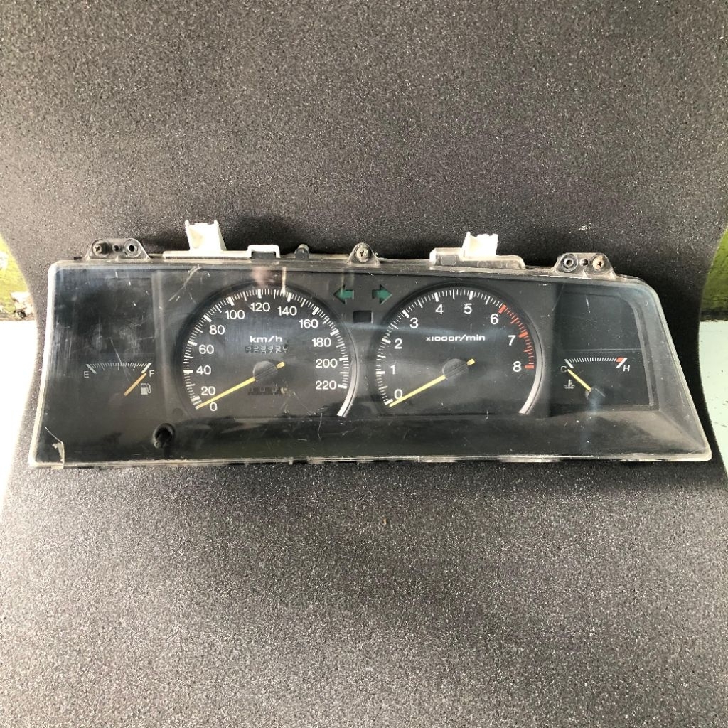speedometer toyota corolla twincam original