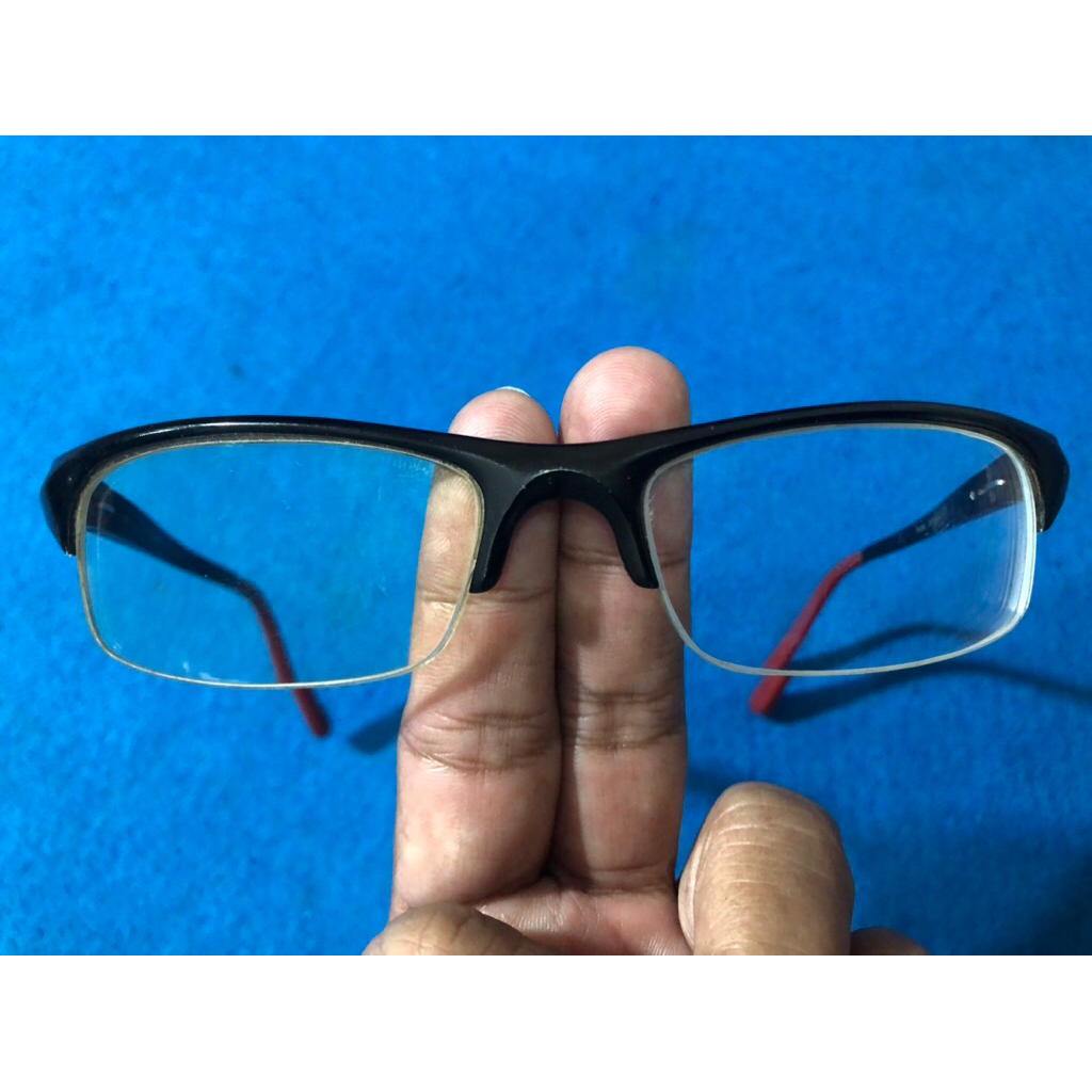 kacamata oakley second