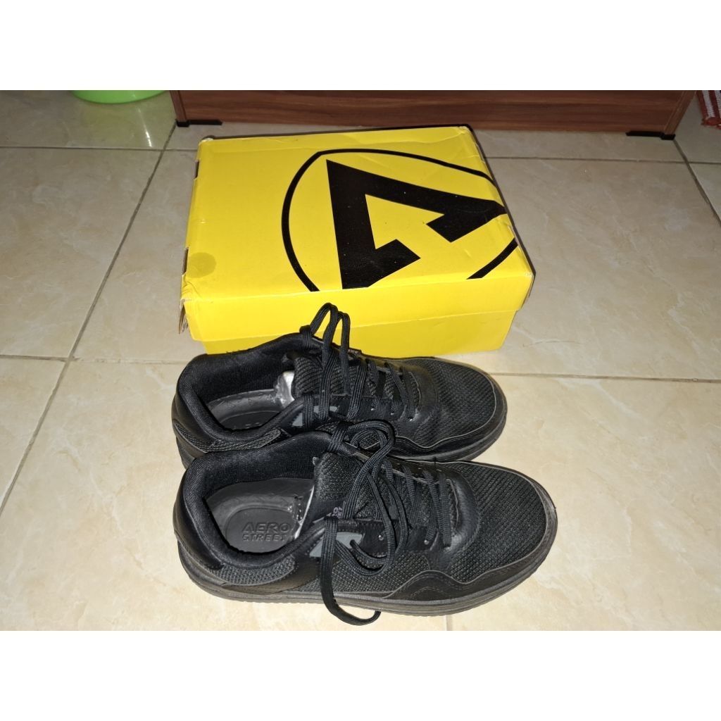 Sepatu Aerostreet Hitam