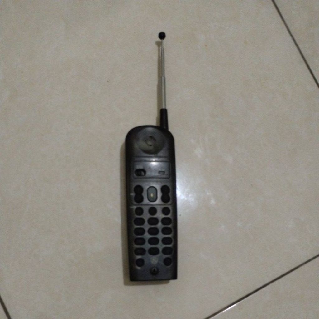 Telepon jadul merk morimura, panasonic cocok untuk display koleksi pajangan