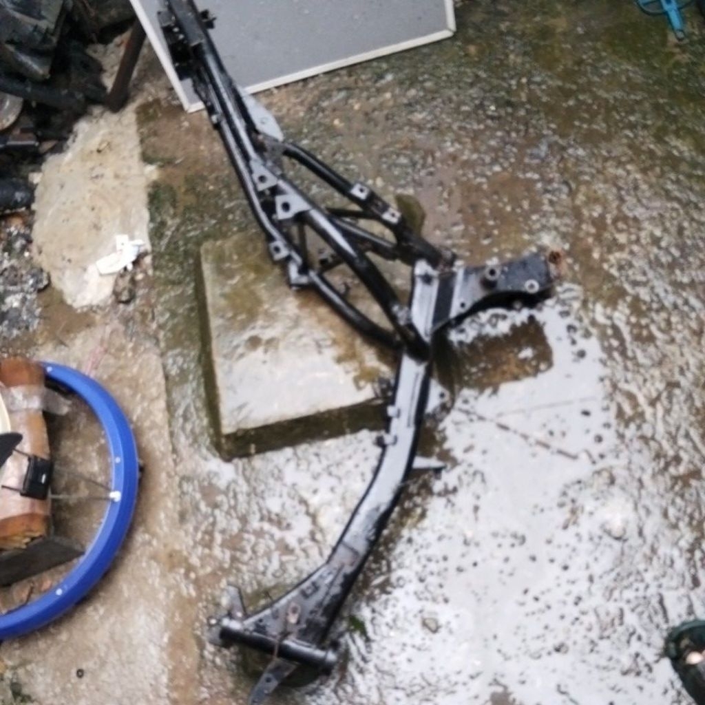 RANGKA SASIS FRAME HONDA BLADE 125 NEW KARBURATOR/INJEKSI KEMBUNG ORIGINAL