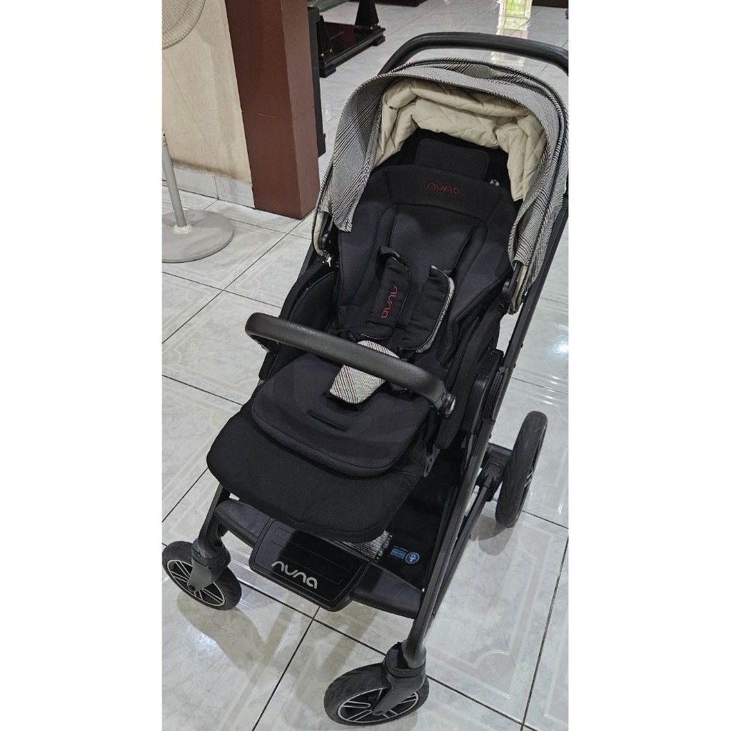 Preloved Nuna Mixx next Special edition Ellis FREE PIPA NEXT CARSEAT, FOOTMUFF, RAINCOVER, DUS SEMUA