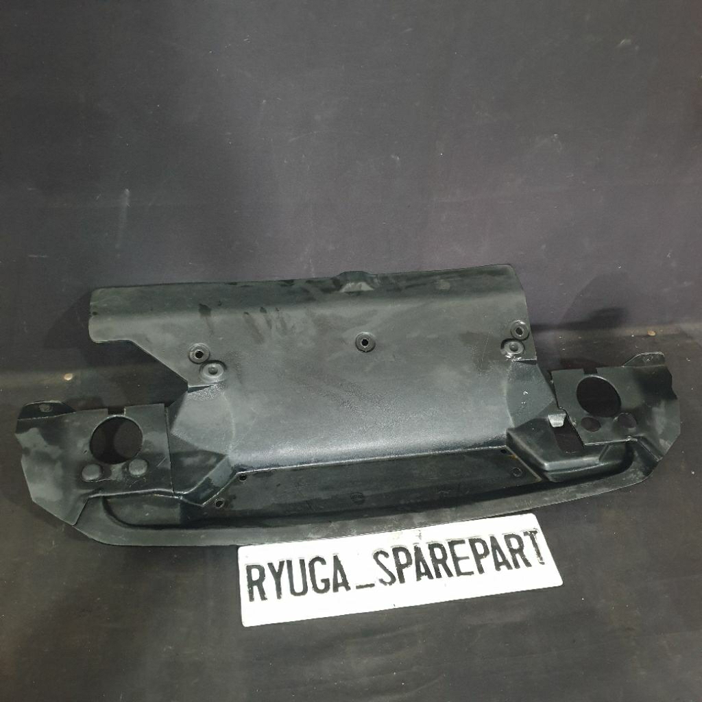 cover air duct radiator atas original BMW E36 318i M40 8135947