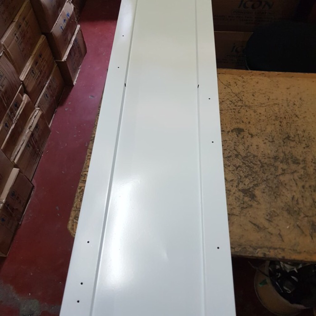 Kap Lampu RM Outbow 2x36 full set TL led Philips 18watt