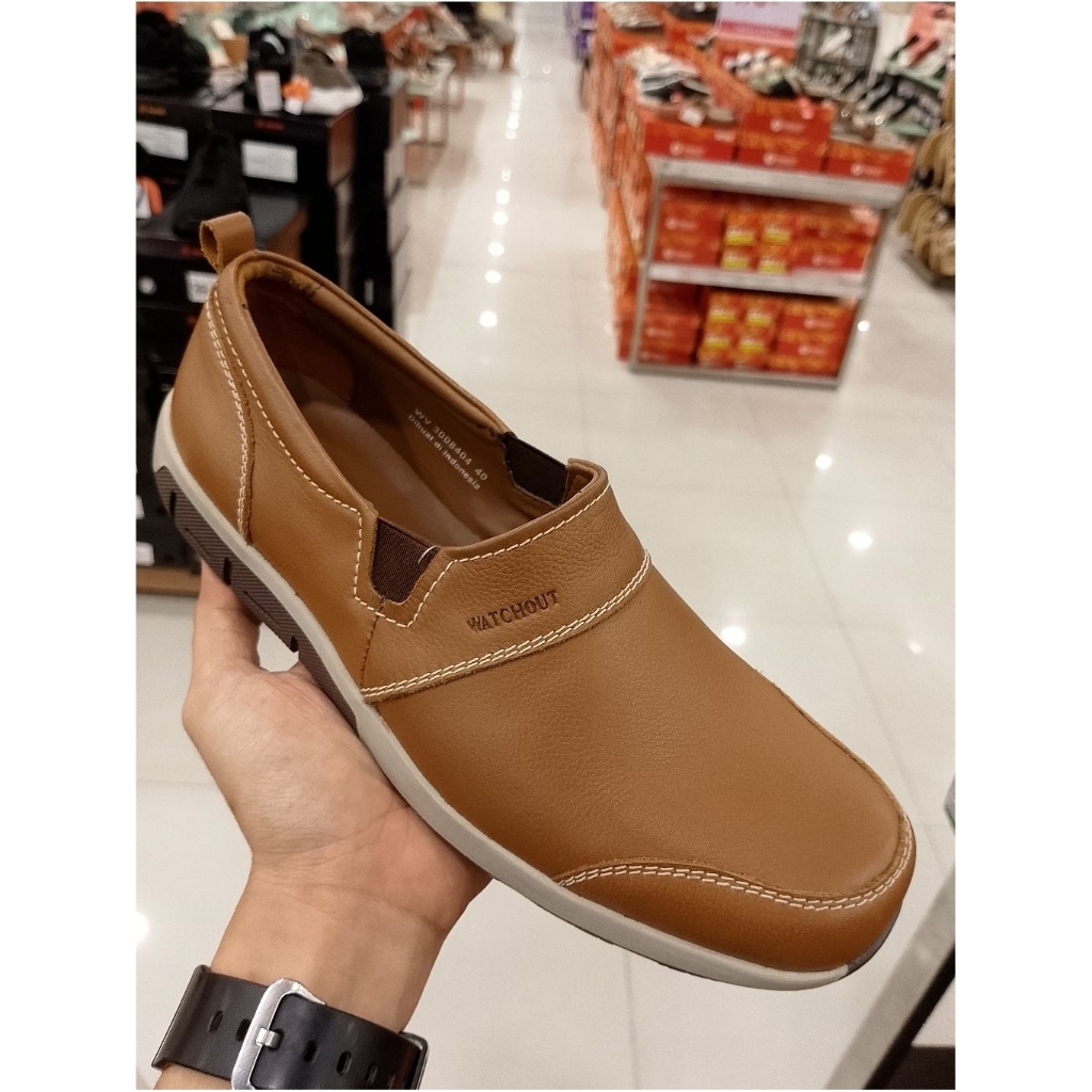 Watchout Sepatu Slip-On Pria Kulit Asli