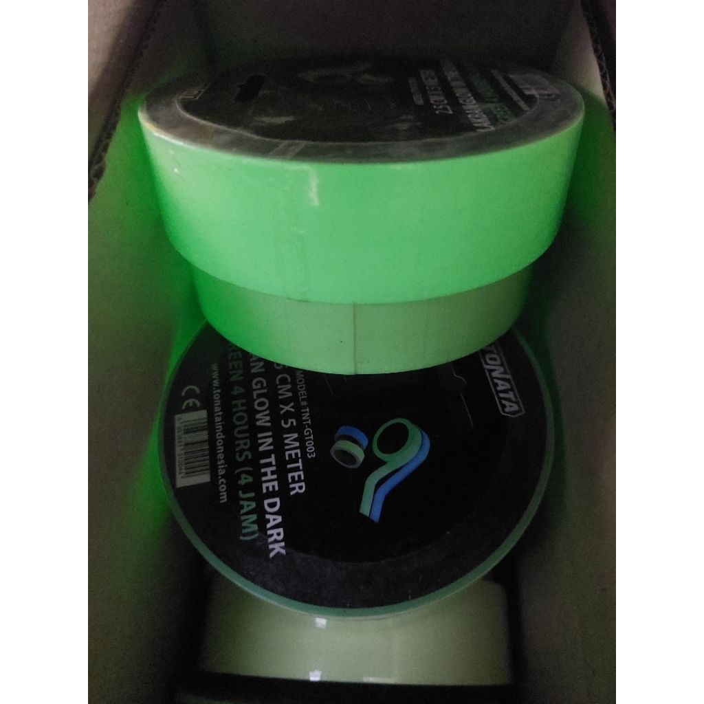 stiker lakban GID glow in thedark