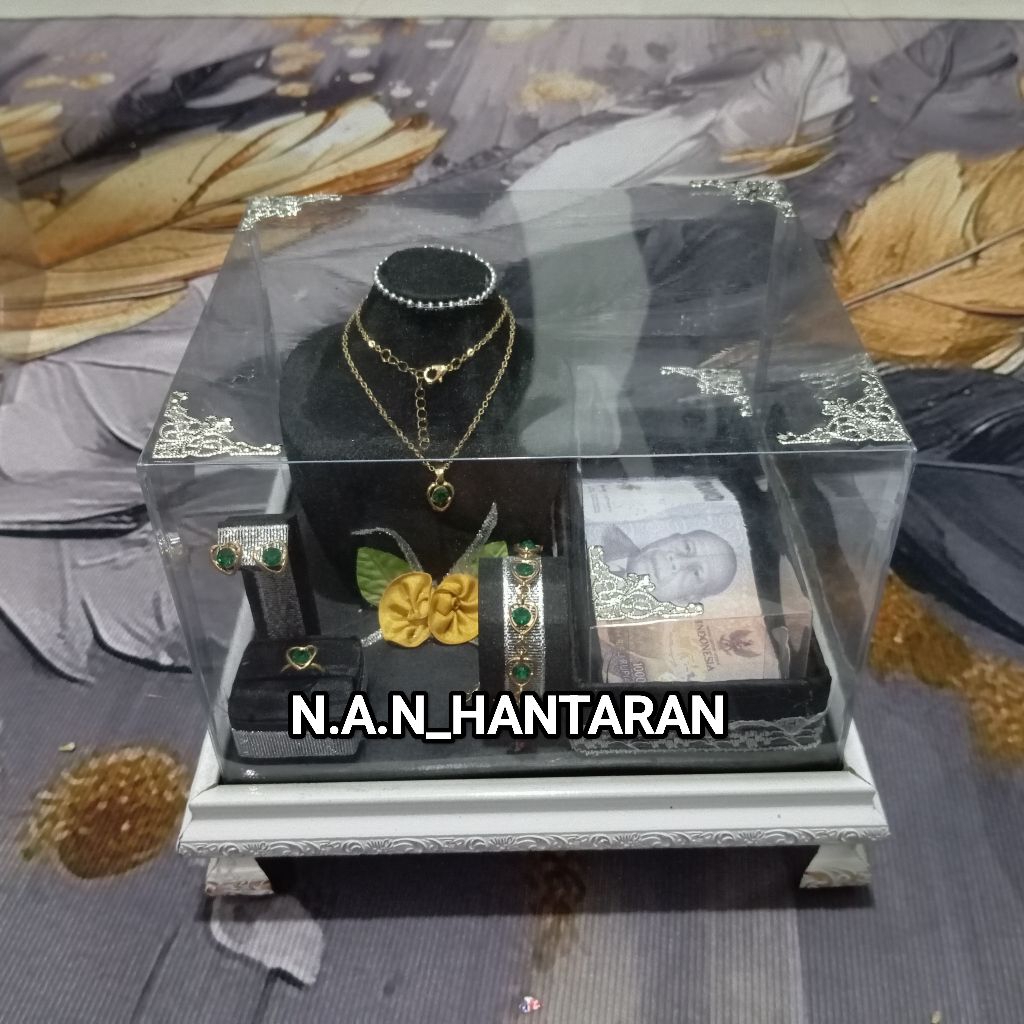 kotak perhiasan dan kotak mahar pernikahan/seserahan set lengkap tutup mika
