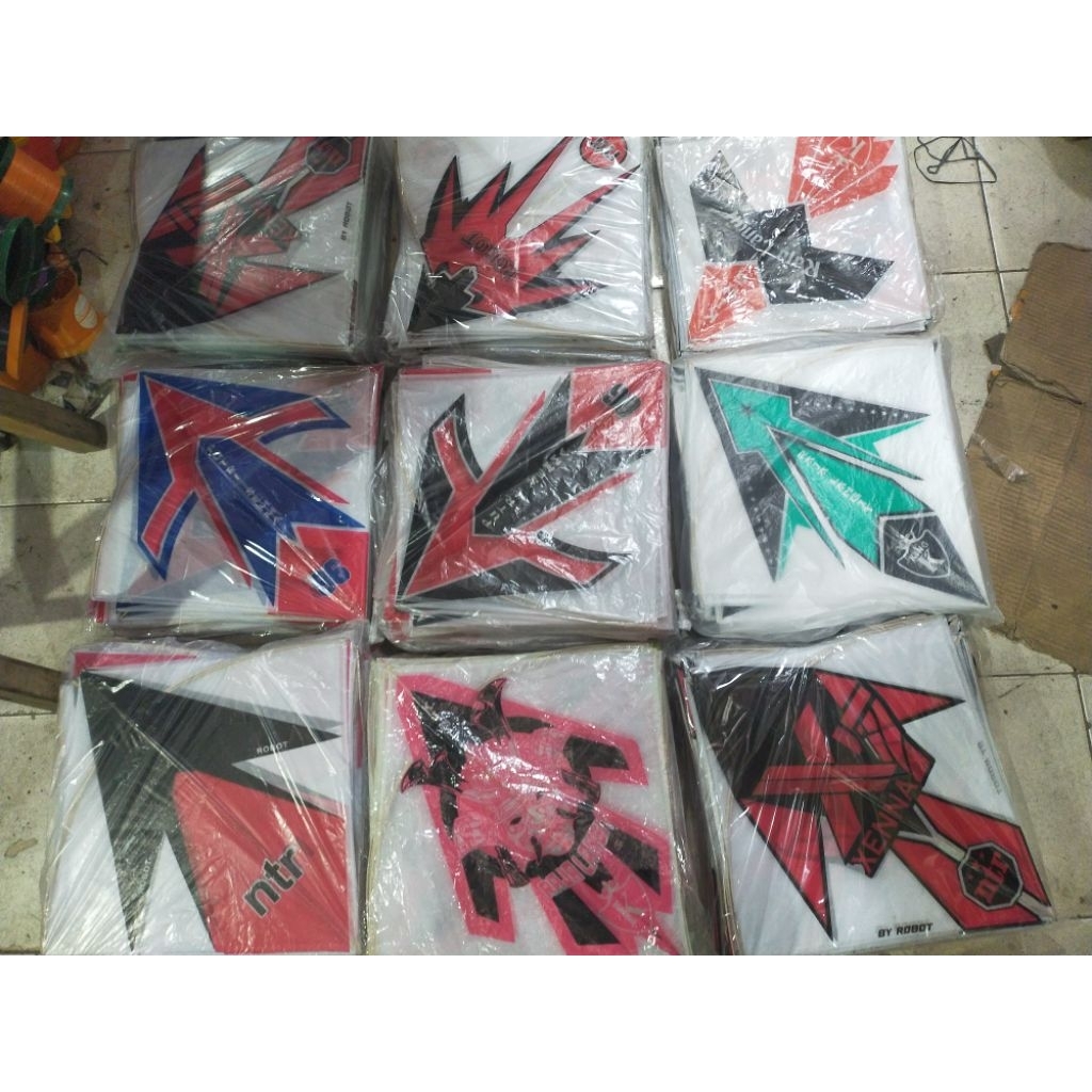 LAYANGAN SUKHOI SUPER LILIT APUS