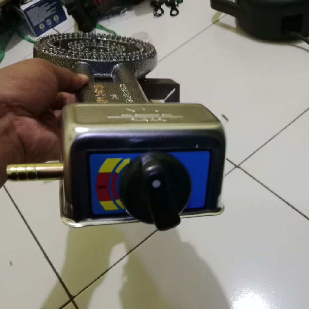 Mesin Pemantik kompor