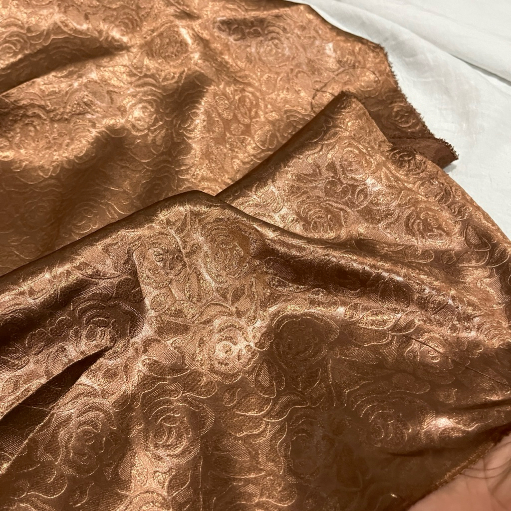 Kain Jaguard Silk Premium | Bahan Satin Jacquard Kilap Tebal Jatuh