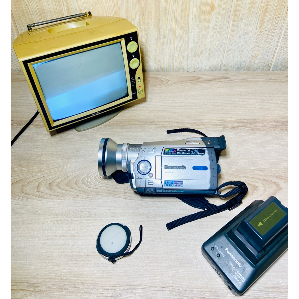 Handycam Panasonic  NV - Mx 3 Bahan service