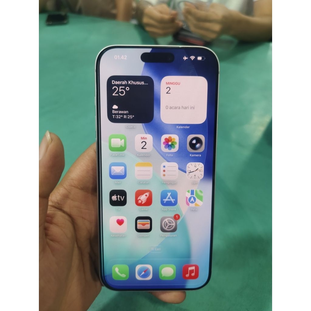 iPhone 15 Pro max 256gb iBox bh 88 persen hp aja no minus.