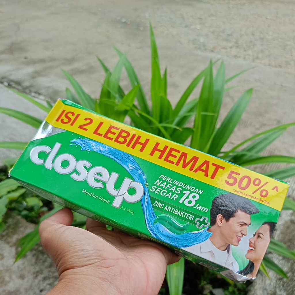 Close Up 160gr isi 2