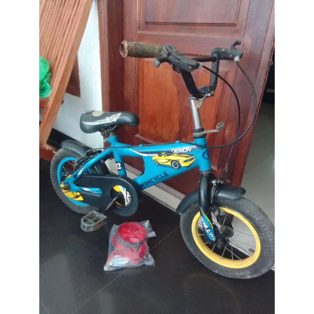 sepeda anak UK.12 wimcycle bekas