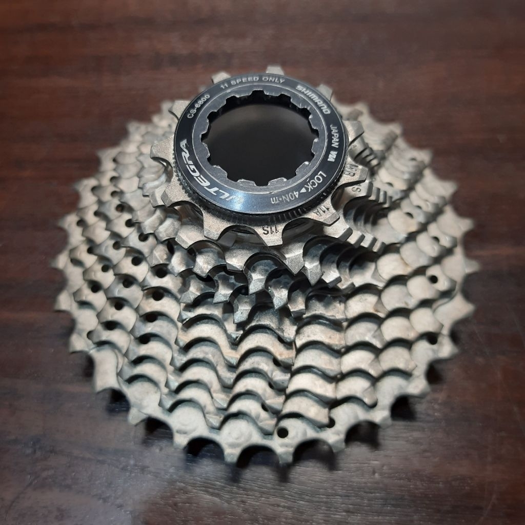 Shimano Sprocket Cassette Ultegra CS-6800 11 Speed 11-28T - Sproket Shimano Ultegra 6800 11 Speed 11