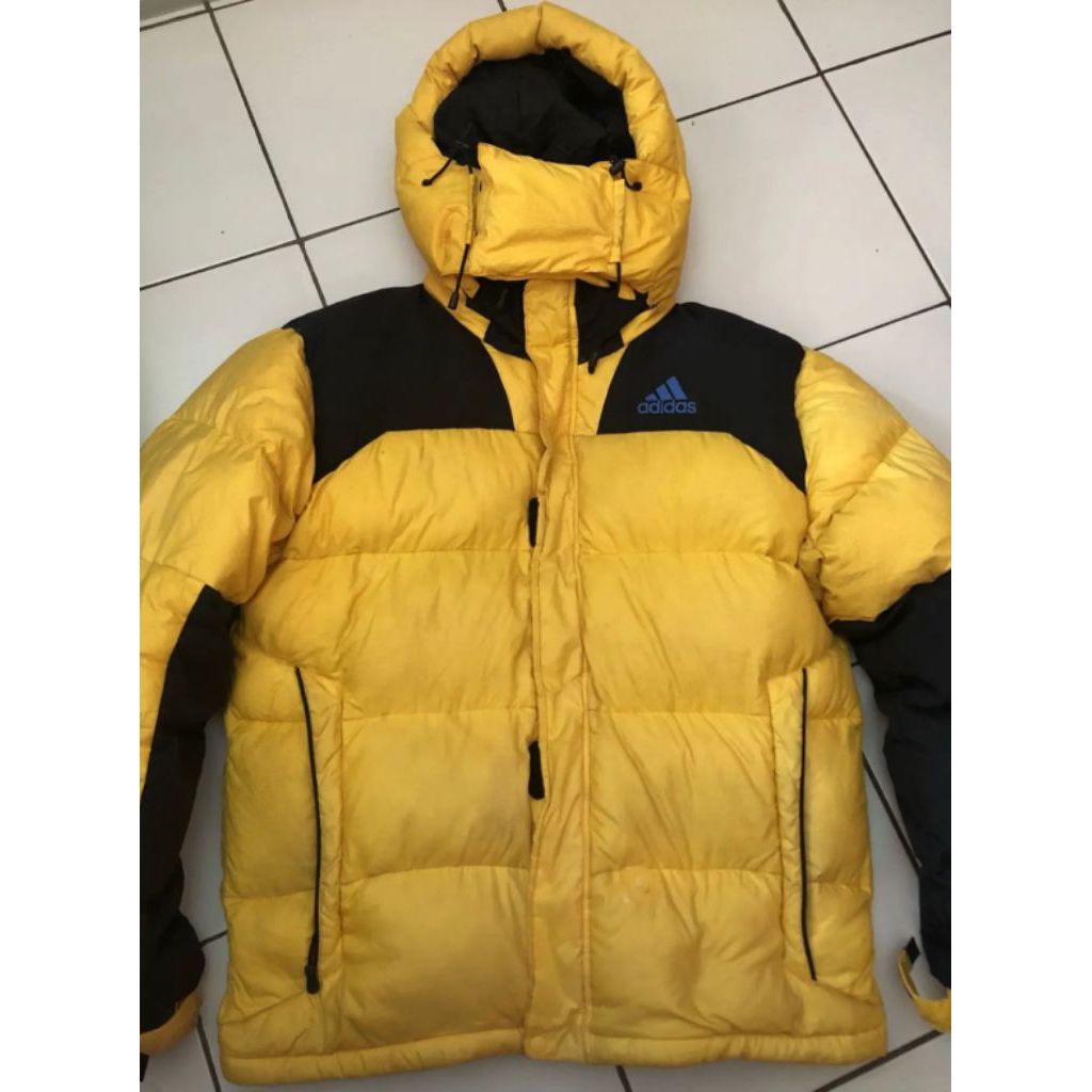 Adidas outdoor jacket Bulang (bulu angsa)size L (68 x 56)