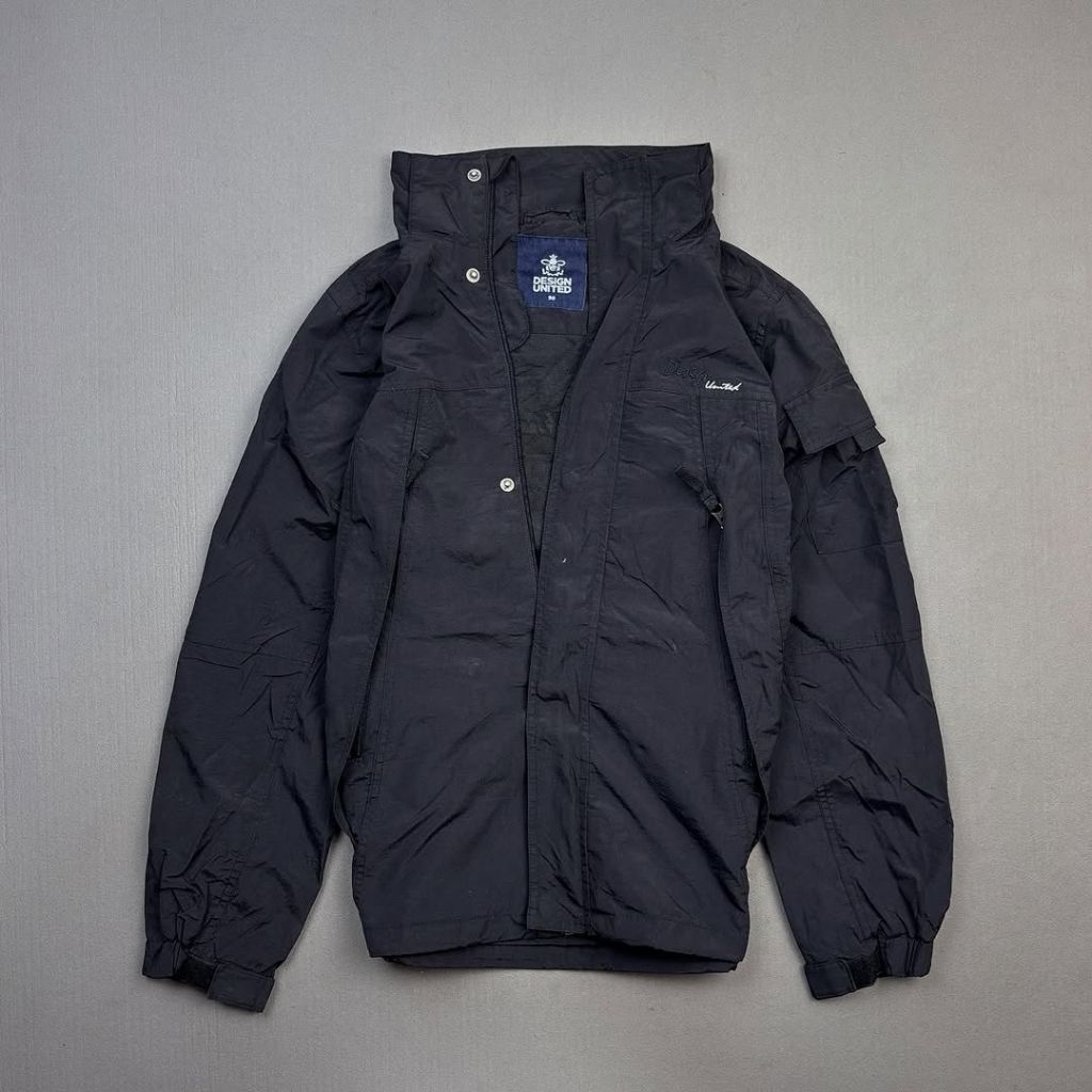 JAKET OUTDOOR DESIGN UNITED SIDE POCKET