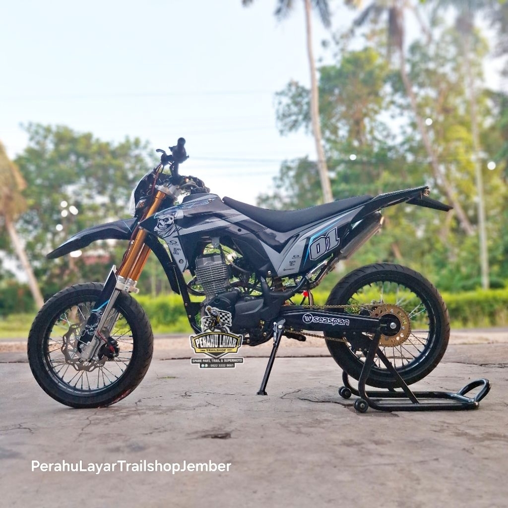 frame body rangka kerangka frame crf paket body set mesin pnp mesin Megapro mono siap gass premium p