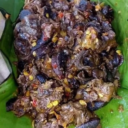 bekicot rica-rica /krengsengan bekicot 1 kg