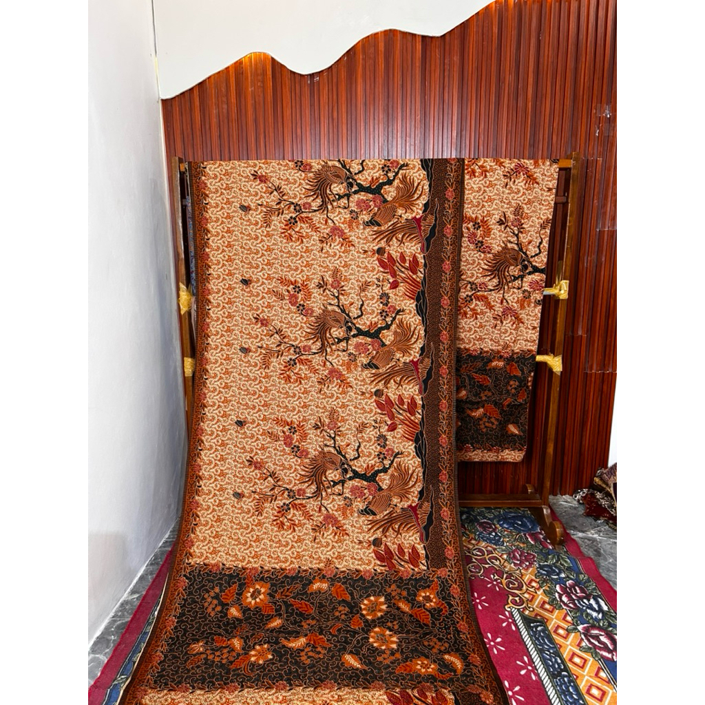 KAMEN/KEBAYA SUTRA DOLBY ATBM SERAT NANAS BATIK ASLI SOLO