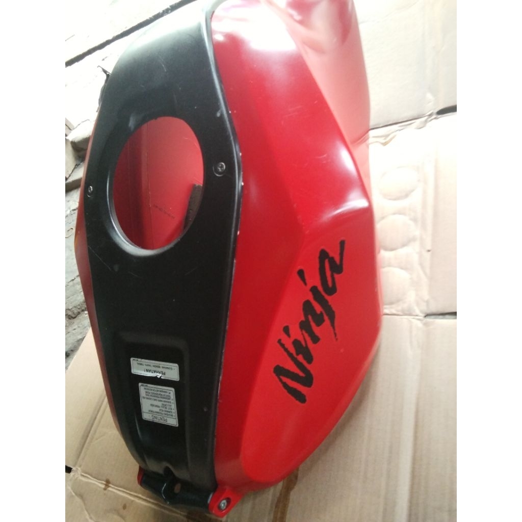 Kondom tengki bensin Kawasaki ninja RR 150 New original copotan