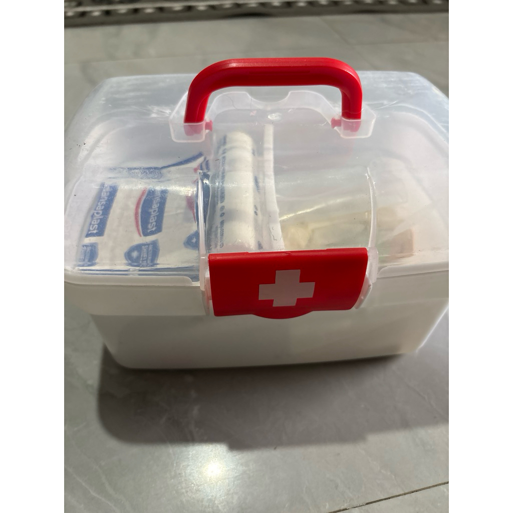 Paket Lengkap Kotak P3K