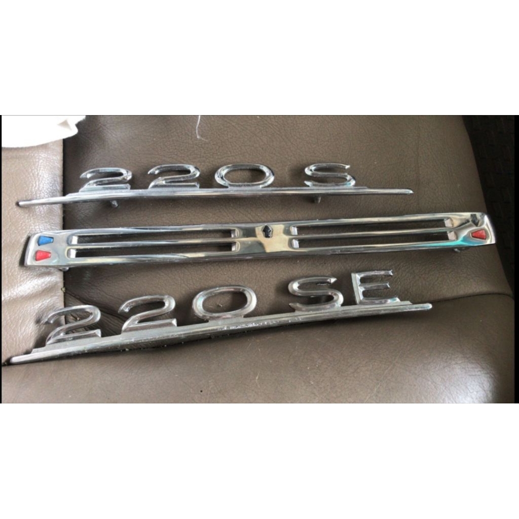 Emblem 220s,220se, mercy batman w111, chrome ac mercy kebo w108