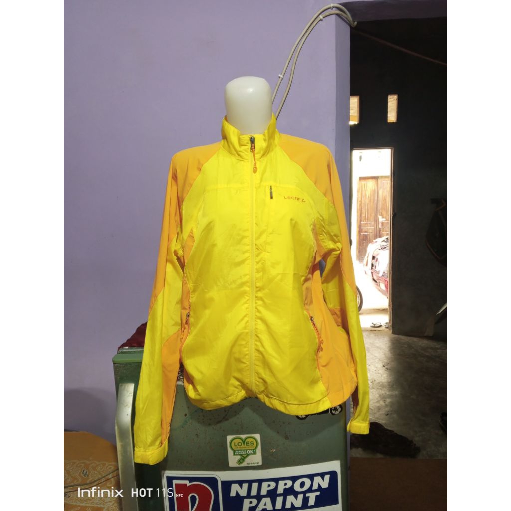jaket lecaf,jaketrunning,thrift,