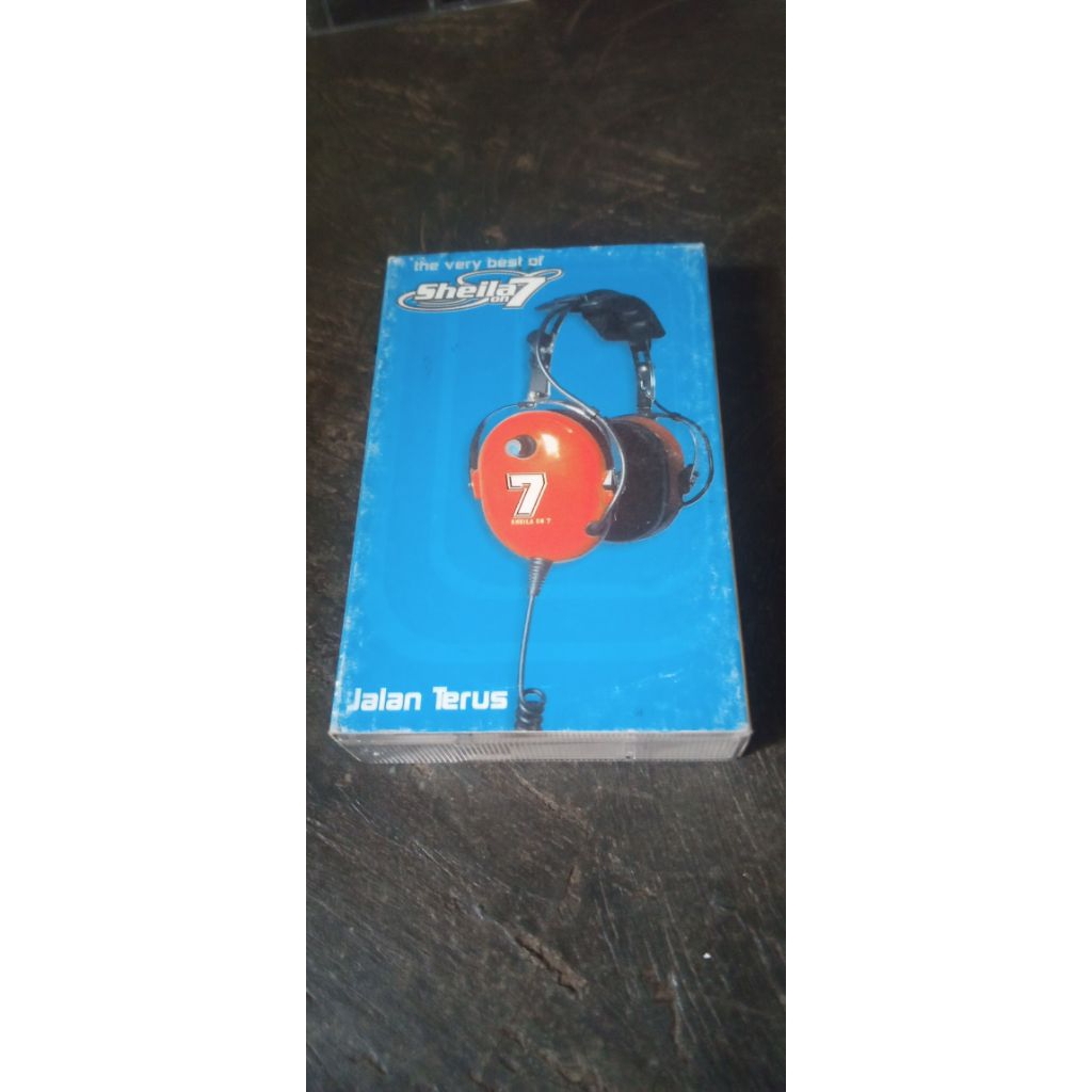 Kaset pita Sheila on 7 album the very best of