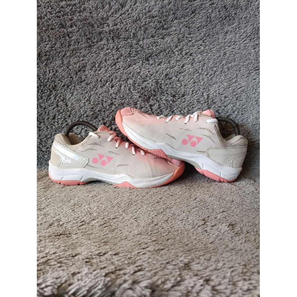 SEPATU BADMINTON YONEX COMFORT SIZE 40 ORIGINAL SECOND MURAH PINK