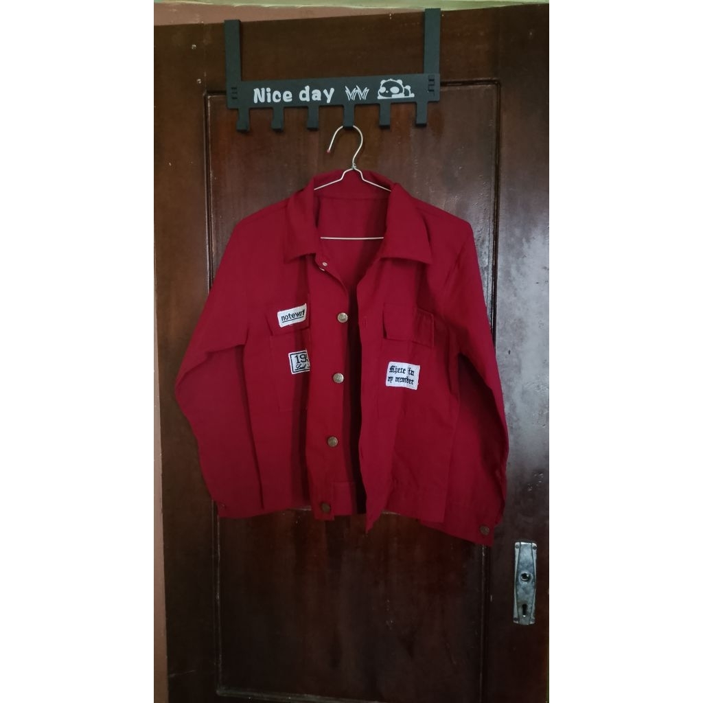 jaket wanita merah maroon