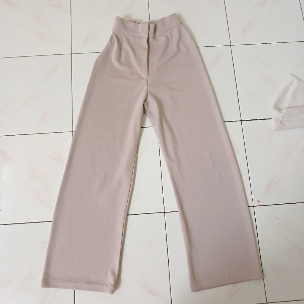 [Preloved] Celana kulot highwaist scuba ivory