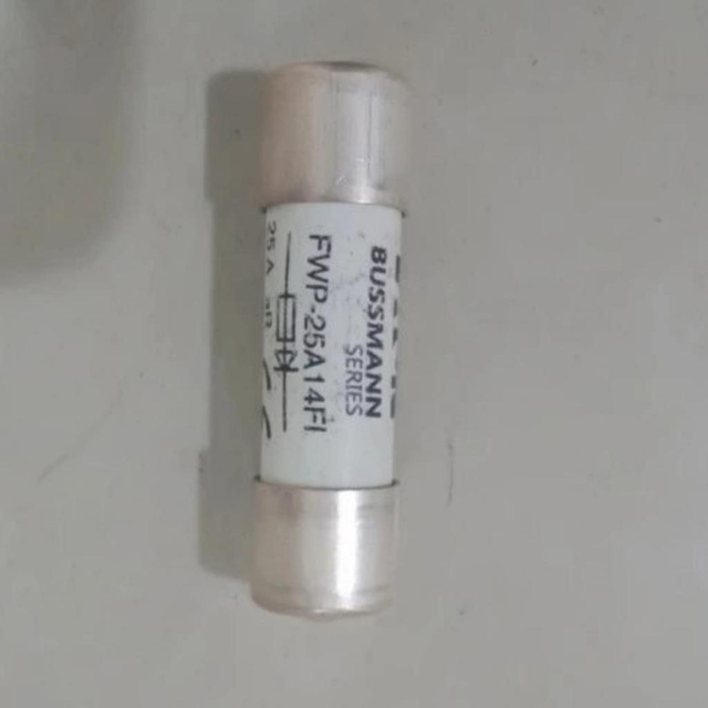 Fuse FWP25A14FI 25A 690V Original Eaton Bussmann FWP-25A14FI 25A 690V