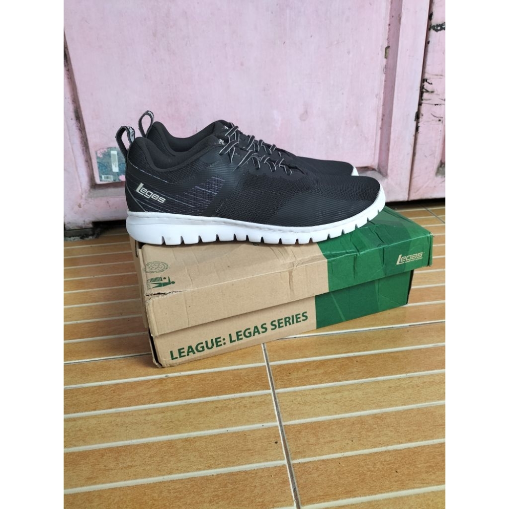 sepatu Legas ukuran 46