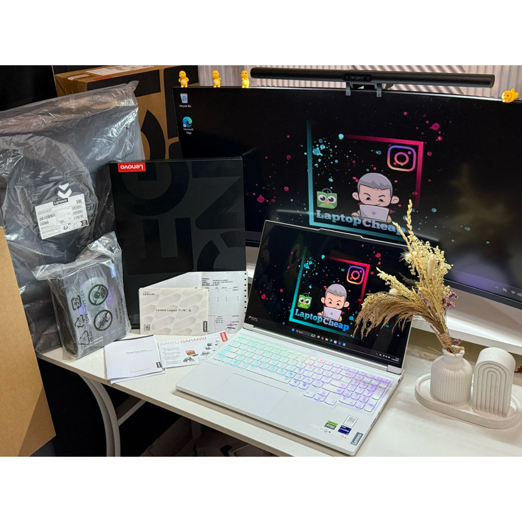 Lenovo Legion 7i 16IRX9 i9 14900HX RTX 4070 32GB Fullset Likenew Garansi 2027